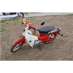 1982 HONDA PASSPORT C70 SCOOTER