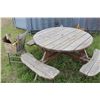 Image 1 : PICNIC TABLE
