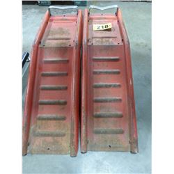 2 RED METAL CAR RAMPS
