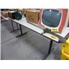 Image 1 : 6' FOLDING TABLE