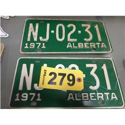 1971 ALBERTA LICENSE PLATES (SET OF TWO MATCHING)