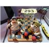 Image 1 : CHECKER BOARD, 2 PORCELAIN GOLF MEN & CANNISTER