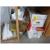 Image 2 : 4 BOXES OF ASSORTED SYROFOAM CUPS & LIDS