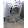 Image 3 : SAMSUNG FRONT LOAD WASHER & DRYER & 2 PEDESTALS