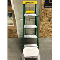 5' FEATHERLITE STEP LADDER & 2 STEP STOOL