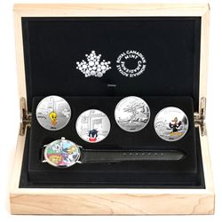 2015 Canada $20 Looney Tunes Classic Scenes 4-coin Fine Silver Set with Watch (TAX Exempt).