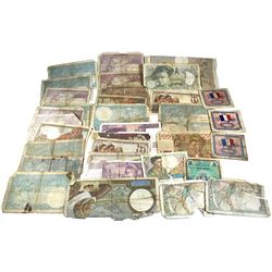 38x Mixed French Banknotes. 38 pcs