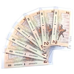Group Lot of 7x 1986 uncirculated $2 Banknotes. Theissen-Crow. BC-55b. All note are part of the "AU"
