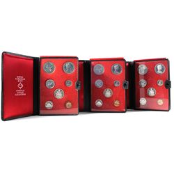 3x 1971 Canada 7-coin Specimen Double Dollar Sets (Red felt may be disturbed or coins toned). 3pcs