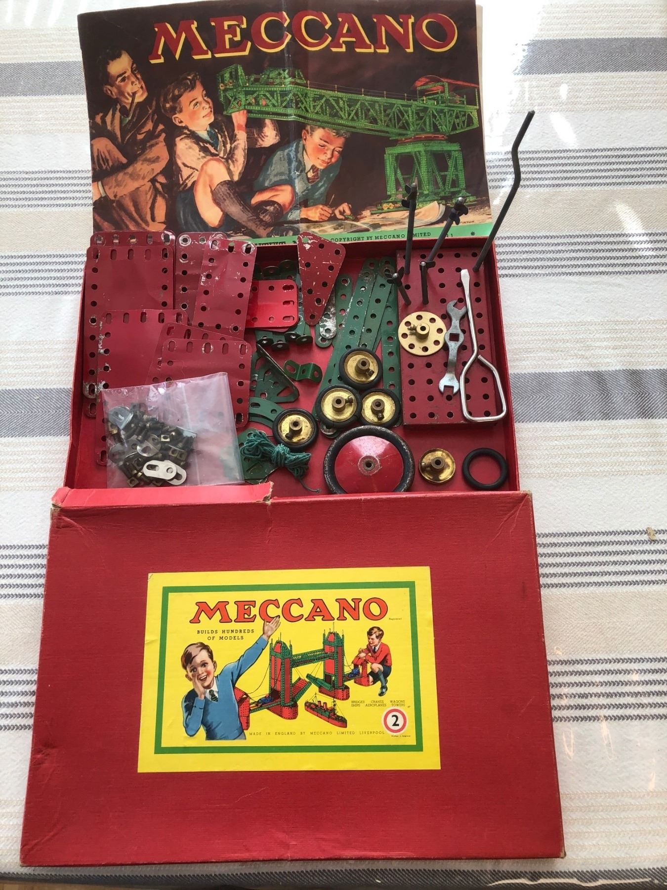 Michano Building MECCANO BUILDING SET - Schmalz Auctions