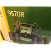 Image 5 : 9570 JOHN DEERE TRACTOR - NEVER BEEN OPENED
