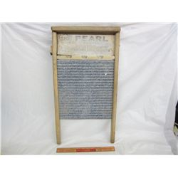 ANTIQUE WASHBOARD