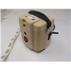 Image 3 : 1962 Imperial Satellite Film Camera - Beige