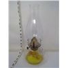 Image 2 : 1920 "Nu-Style" Kerosene Lamp - Height 13"