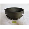 Image 2 : 10" CAST IRON POT