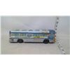 Image 1 : TIN GREEN HOUND BUS