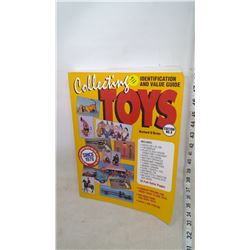 BOOK - COLLECTING TOYS BY RICHARD O'BRIEN 1997