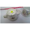 Image 2 : FLOWER AND HORSE SHAVING MUGS