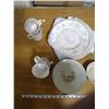 Image 4 : SET OF OLD GIBSON DISHES