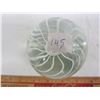 Image 2 : VINTAGE GLASS PAPERWEIGHT CLEAR WITH SWIRLS