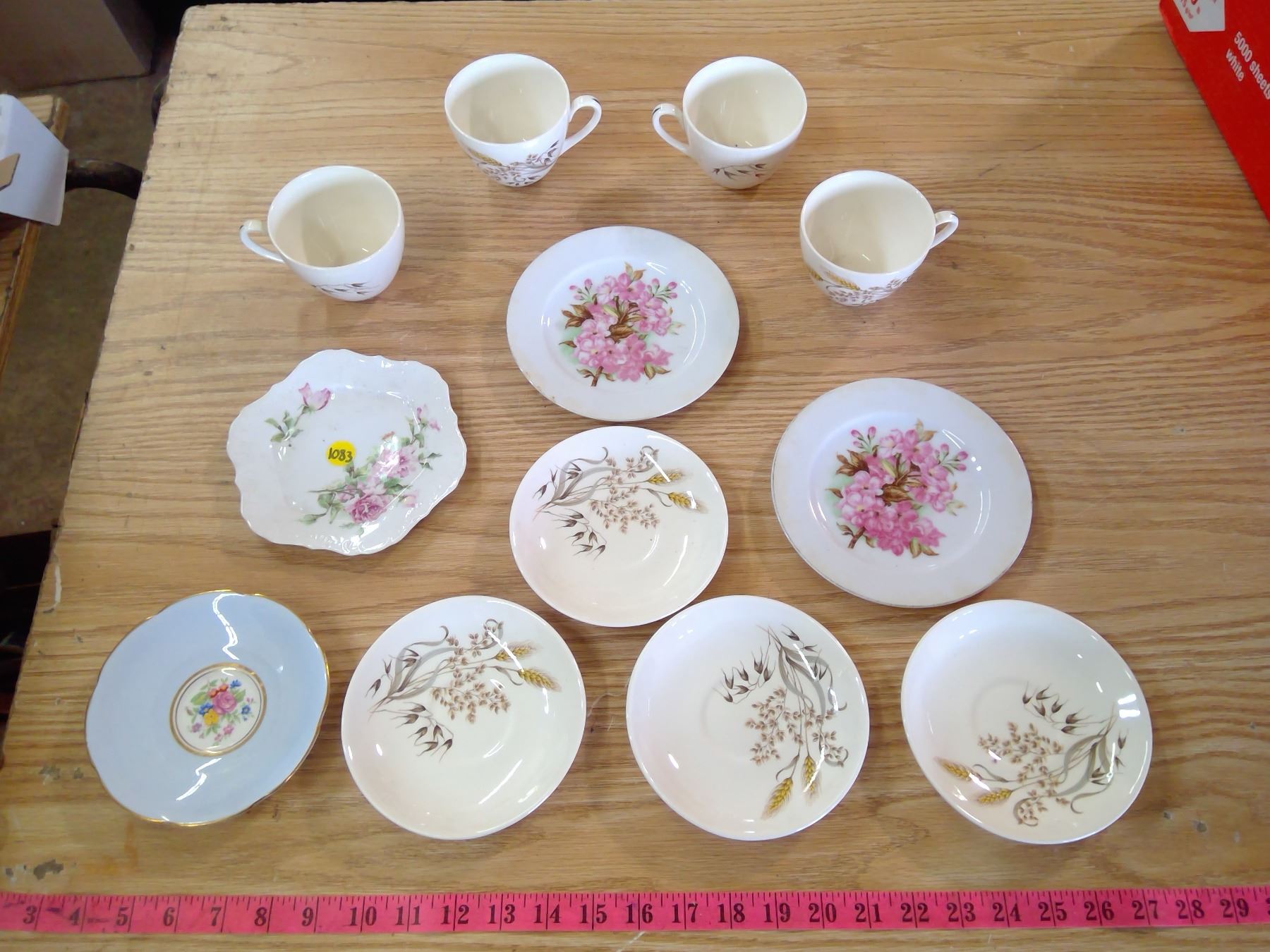 CUPS & SAUCERS