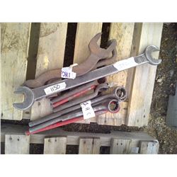 I.H.C WRENCHES