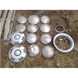 LOT OF ASSORTED HUBCAPS