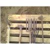 Image 2 : LOT OF GROUND DIGGING TOOLS