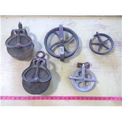 LOT OF PULLEYS