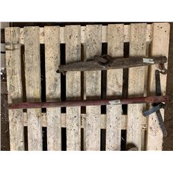 Pitmen (38" Long) + Wooden Horse Evener (24" Long)