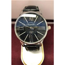 Large Mens Quartz 319 Yazole Leather Band Watch