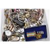 Image 2 : Tray lot of vintage and collectible jewellery including cufflinks, watches, bracelets, rings, compac