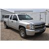 Image 2 : 2011 Chevrolet Silverado Super Cab 4X4 pick up truck with air/cruise/tilt/ power windows and locks, 