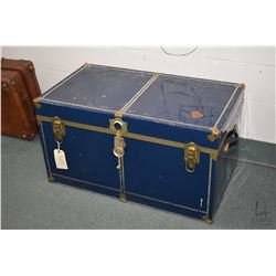 Blue metal steamer trunk with tray and key