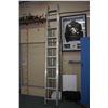 Image 1 : Aluminum 10' extension ladder