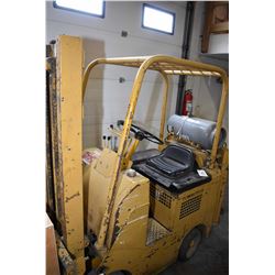 Towmotor forklift by Caterpiller, model 422SG3024, serial no. 422ST948, 130" max. lift, 4000 lbs. ma