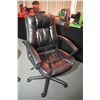 Image 1 : Managers Chair brand swiveling office chair