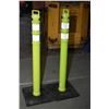 Image 1 : Two U-Line 48" delineator posts