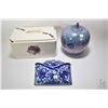 Image 1 : Porcelain bread box, blue and white wall pocket and a lidded ginger jar