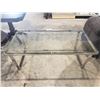 Image 3 : 2 PIECE GLASS TOP COFFEE TABLE SET