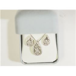 STERLING SILVER CUBIC ZIRCONIA EARRINGS AND PENDANT SET