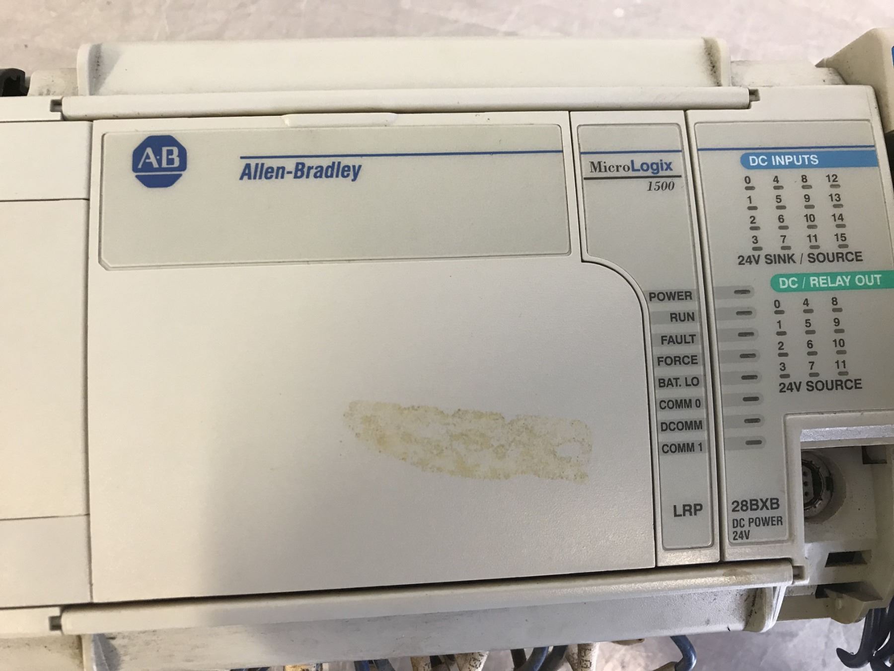 ALLEN BRADLEY MICROLOGIX 1500 CONTROLLER RACK W/MODULES