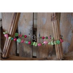 STONE LIME AND PINK NECKLACE/Necklace with pink and green stones and beads/8"