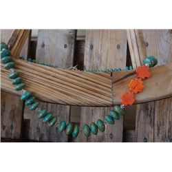 CHUNKY GREEN NECKLACE WITH ORANGE STONE CROSS ACCENTS/Chunky necklace with orange crosses Turquoise/