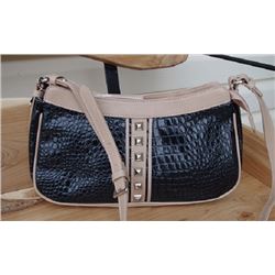 BLACK LEATHER CROC HANDBAGquality leather croc handbag single adjustable shoulder strap has inside z