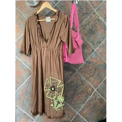 BROWN RUFFLE DRESS/GREEN DESIGN ON BOTTOM/SIZELARGE/ PINK COWGIRL FINESSE TOTE BAG