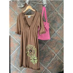 BROWN RUFFLE DRESS/GREEN DESIGN ON BOTTOM/SIZELARGE/ PINK COWGIRL FINESSE TOTE BAG