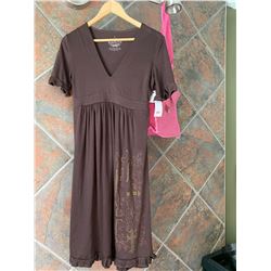 DARK BROWN RUFFLE DRESS/GOLD CROSSES/ STUDDED  DESIGN ON BOTTOM/SIZE SMALL / COWGIRL FINESSE FINESSE