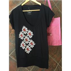 BLACK LADIES V NECK T SHIRT RED BUCKING HORSES/SIZE LARGE/ COWGIRL FINESSE FINESSE TOTE BAG