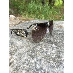 MONTANA WEST WESTERN STYLE AVIATOR SUNGLASSES/Black aviator sunglasses with silver frame and smoke l